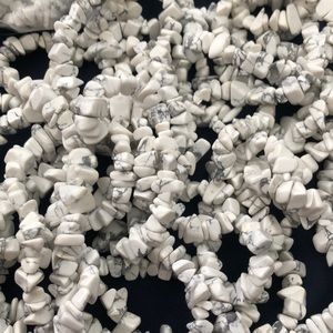 White howlite chip long strands/necklaces, beads